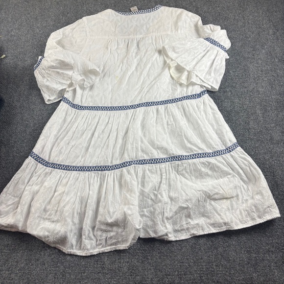 TOMMY BAHAMA Women’s White Cotton Clip Embroidered Coverup Dress size: Medium - Picture 3 of 10